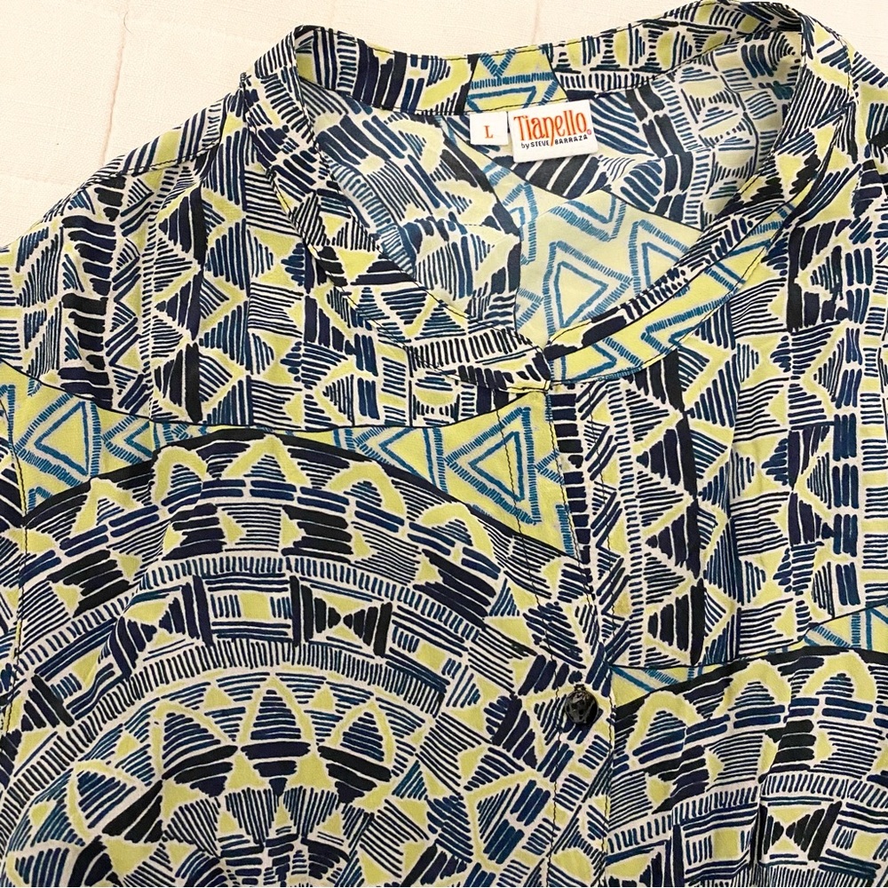 Tianello Green Geometric Button Down Shirt - Picture 4 of 7